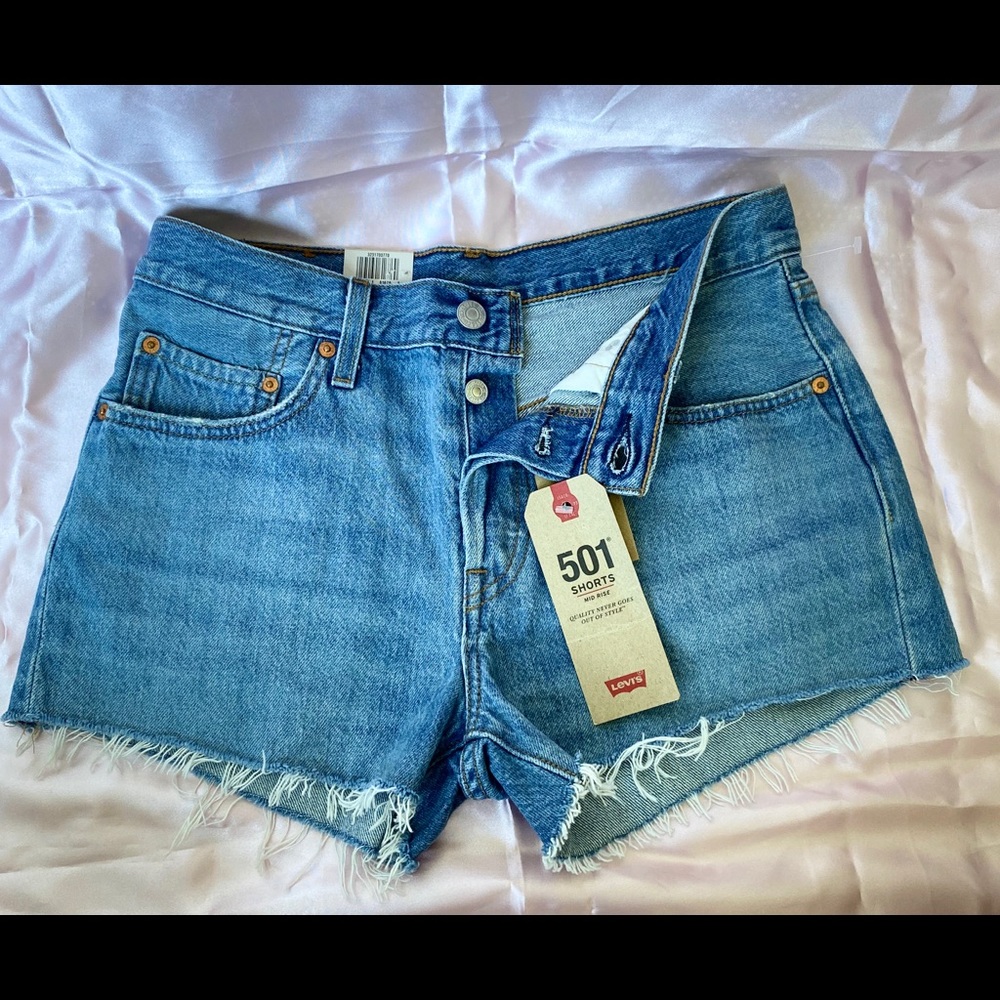 Levi’s shorts